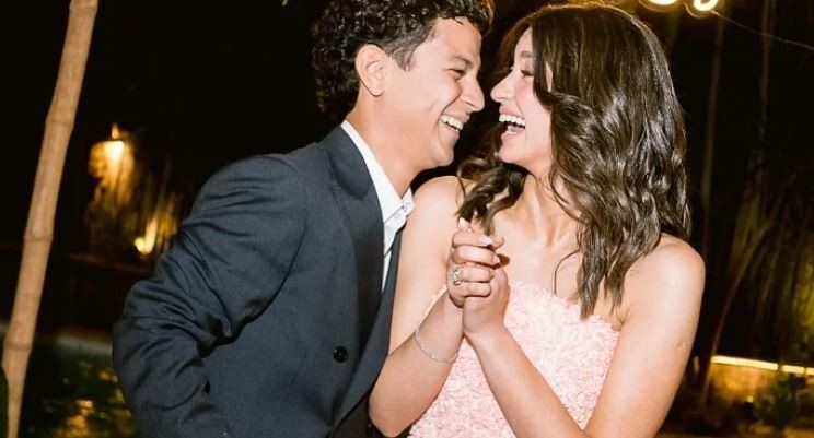 الفنان المصري أحمد داش يعلن خطوبته على فتاة من خارج الوسط الفني