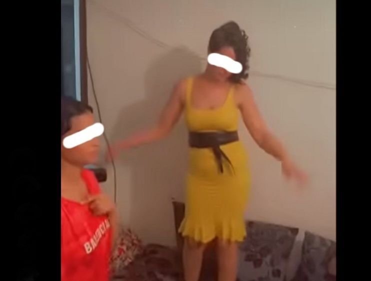 تسريب مقطع فيديو لفتيات بوصلة رقص بطريقة غير لائقة وبحركات جريئة (فيديو)