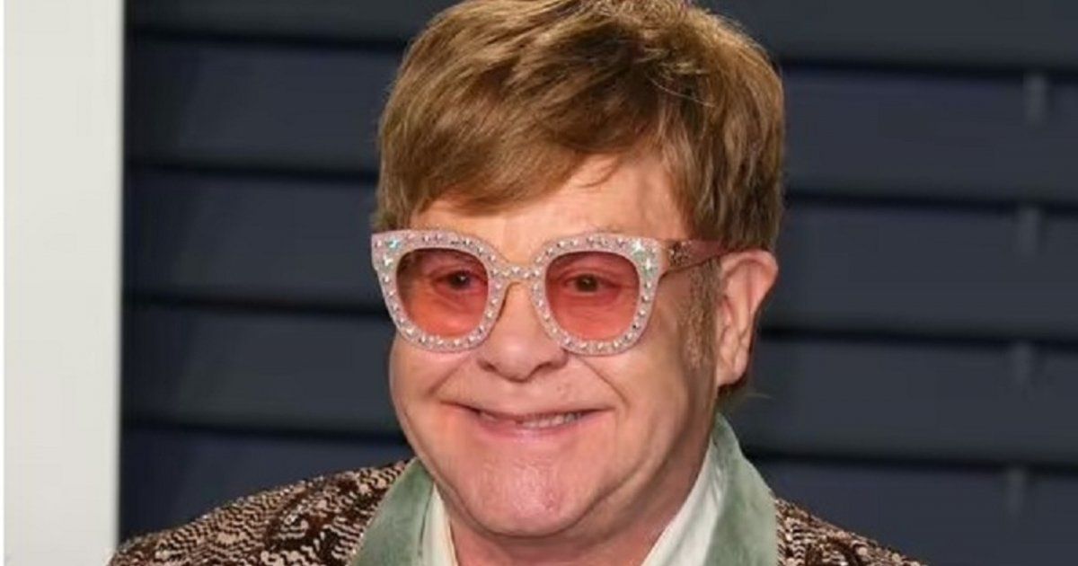 شاهد .. إلتون جون يتحدث عن فقدانه البصر وتأثير ذلك على حياته