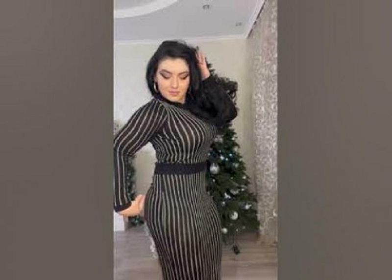 تسريب فيديو لعروسة بوصلة رقص فاضحة من غرفة نومها بطريقة مثيرة (فيديو)