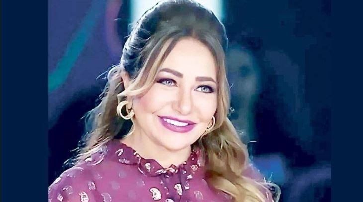 ليلى علوي توجه رسالة لمنى زكي عبر "إنستجرام"