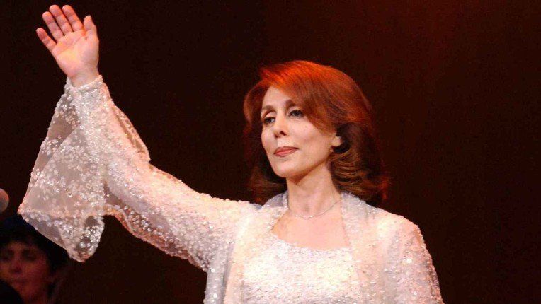 سوريا: لماذا منعت الحكومة المؤقتة اغانى فيروز.. .. اعرف السبب