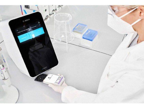 باحثون صينيون يطورون جهازا محمولا للمساعدة على تشخيص الأمراض في نصف ساعة فقط