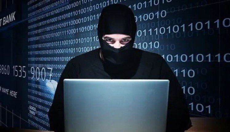 السعودية تواجه موجة من الاحتيال.. تحذيرات متزايدة من السلطات