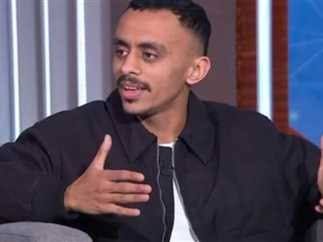 مطرب المهرجانات «كزبرة» يكشف سر حبه للتمثيل.. عادل إمام هو السبب