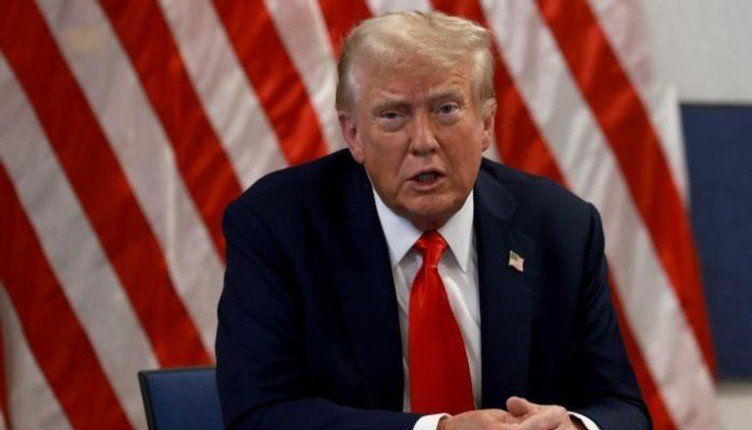 ترامب يطلب من المحكمة العليا بأمريكا تأجيل حظر "تيك توك"