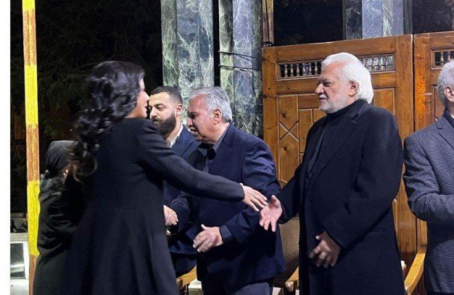 سامح الصريطي يتلقى عزاء شقيقته الكاتبة الصحفية نفيسة الصريطي بمسجد عمر مكرم‎