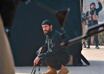 شاهد .. خاص - جنيد زين الدين يعلق على مشاركته في فيلم " أرزة " وهذا ما قاله عن بيتي توتل ودياموند أبو عبود وميرا شعيب