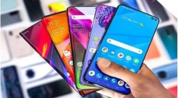 اعرف الرسوم الجمركية على هاتفك عبر تطبيق «تليفوني».. للقادمين من خارج مصر