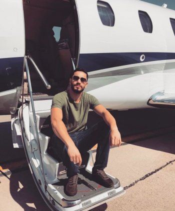 شاهد .. خاص - جنيد زين الدين يعلق على مشاركته في فيلم " أرزة " وهذا ما قاله عن بيتي توتل ودياموند أبو عبود وميرا شعيب