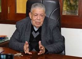 عاجل.. رحيل السيناريست الكبير المصري بشير الديك بعد صراع مع المرض