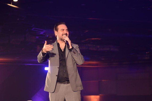 بالصور.. وائل جسار يشعل ثاني فقرات حفل راس السنة ب«سميراميس» بحضور اسرته