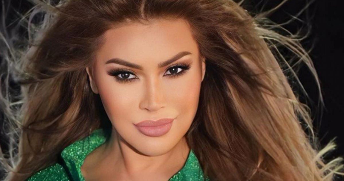 شاهد .. نوال الزغبي بإطلالة أنيقة بالأحمر في حفل رأس السنة