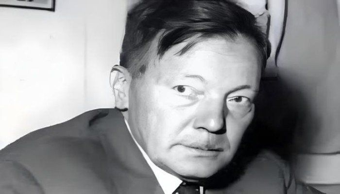 في ذكرى رحيل بيرم التونسي.. ماذا نعرف عن صوت الشعب الأصيل الذي ترك التجارة من أجل الفن؟