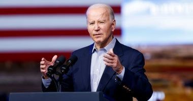 أهم الأخبار العربية والعالمية حتى منتصف الليل.. آخر تطورات زلزال إثيوبيا ومصير سد النهضة.. الديوان الملكى السعودى يعلن وفاة والدة الأمير الوليد بن طلال.. إدارة بايدن توافق على أسلحة لإسرائيل بـ8 مليارات دولار