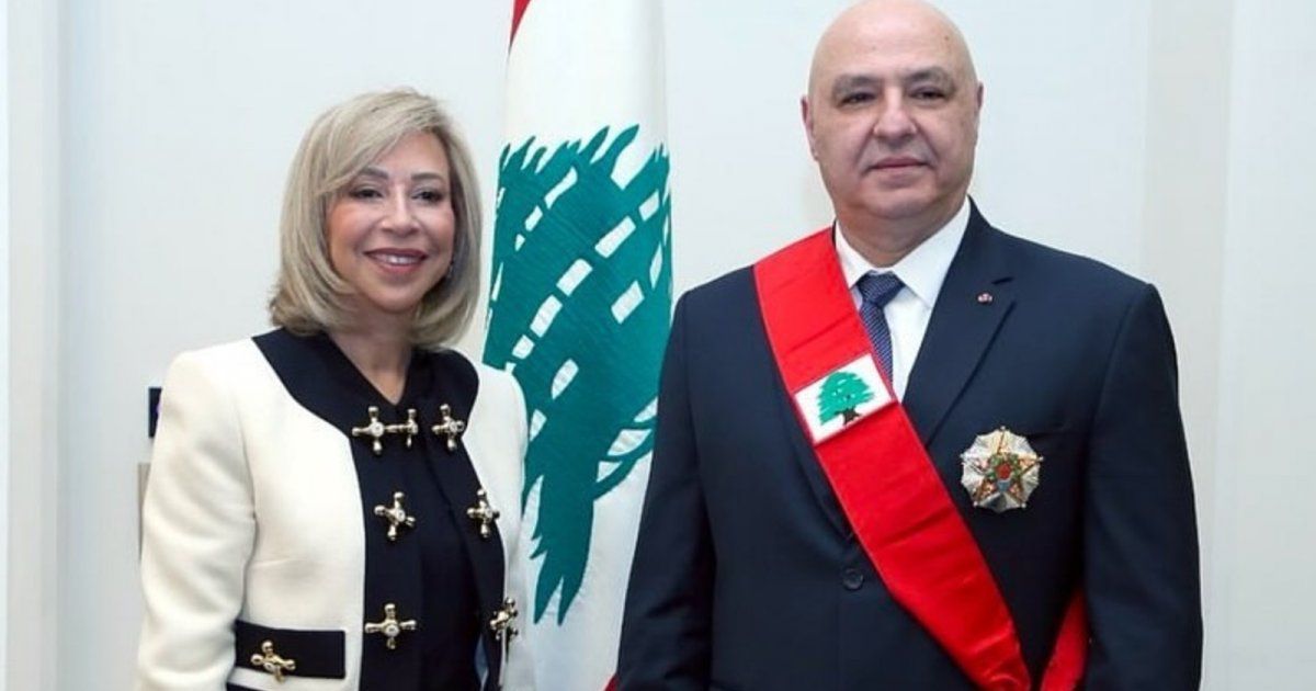 شاهد .. تفاصيل أول إطلالة للسيدة اللبنانية الأولى نعمت عون .. من تصميم عالمي