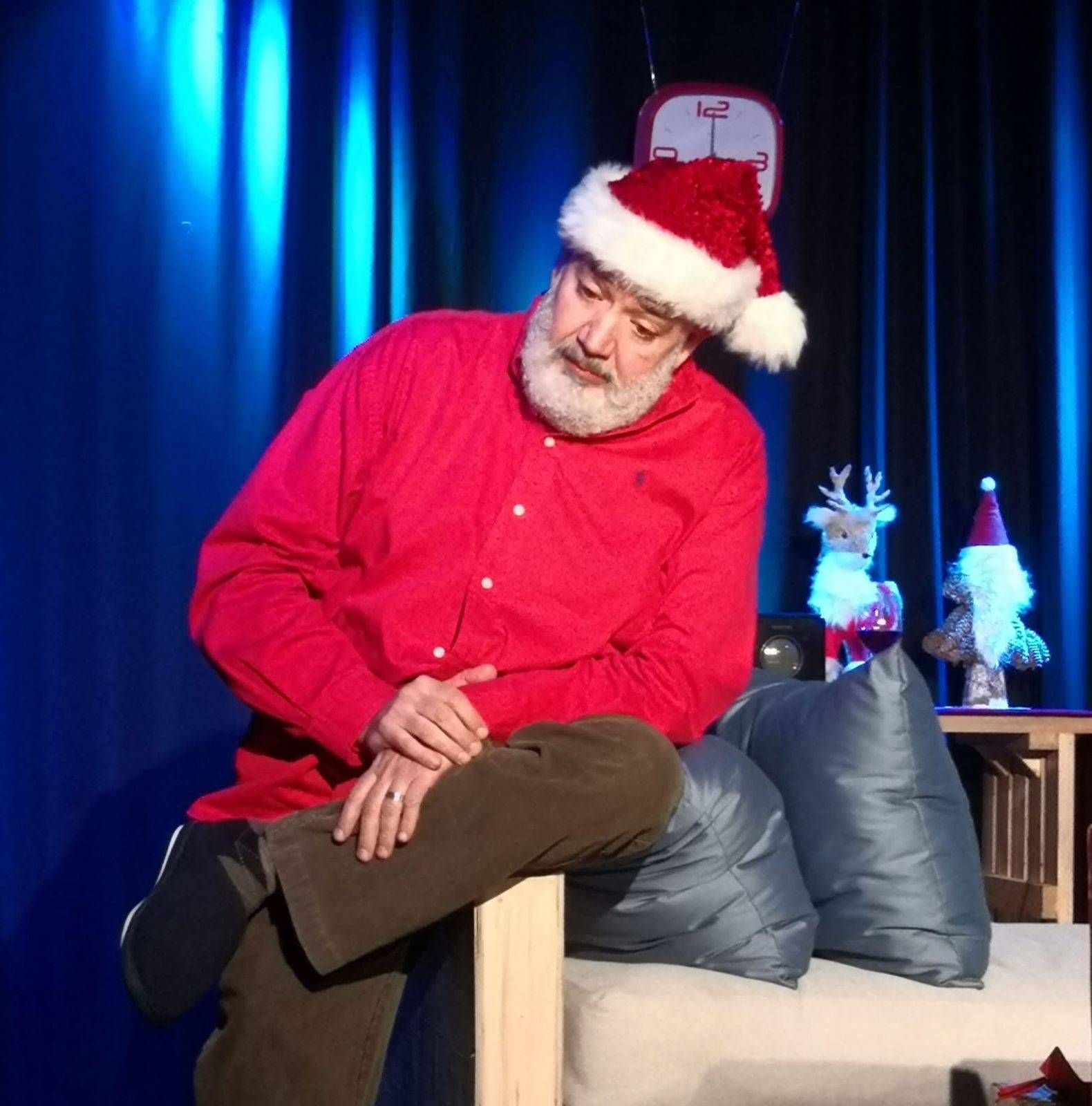 شاهد .. خاص - مايا سعيد : مسرحية " خمس دقايق " هي تكريم لوالدي وهذا ما كشفه طارق تميم وصولانج تراك