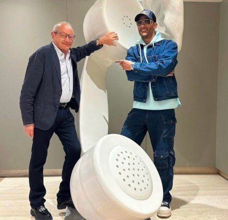 النجم محمد رمضان والملياردير المصري ساويرس.. صداقة تتحدى الشائعات وتثبت الوفاء