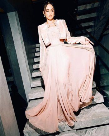 شاهد .. درة التونسية تتألق في المتحف المصري الكبير بفستان من تصميم رامي القاضي - بالصور