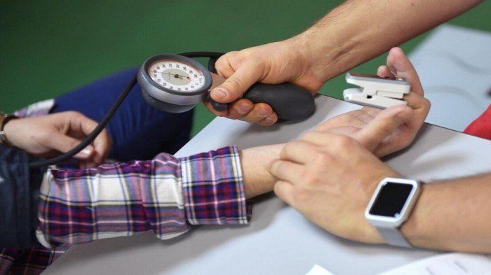 طرق طبيعية للتحكم بضغط الدم دون الحاجة إلى الأدوية.. تعرف عليها