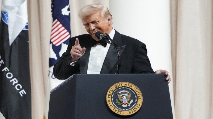 ترامب يوقع أمراً بتمديد بقاء تطبيق "تيك توك" 75 يوماً في الولايات المتحدة