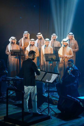 شاهد .. خاص - المايسترو إيلي فرح : فرقة " كورالا " وطني الثاني وهذا ما يميّزها وتجربتي مع جاهدة وهبي لا يمكن أن أنساها