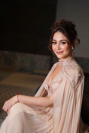 النجمة منة شلبي: "ممثلة شاطرة؟ لا أهتم، وشائعات الزواج؟ لا تؤثر بي!"