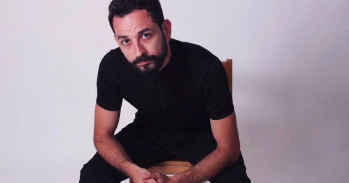 شاهد .. خاص - كارلوس أنطونيوس يكشف كواليس تصوير " العميل " .. وهذا ما قاله عن " سكرة الحب "