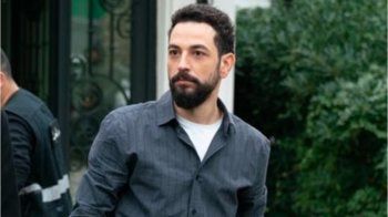 شاهد .. خاص - كارلوس أنطونيوس يكشف كواليس تصوير " العميل " .. وهذا ما قاله عن " سكرة الحب "