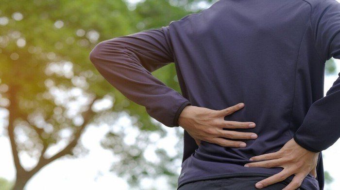 أسرع طرق فعالة للتخلص من آلام الظهر.. عرف عليها؟