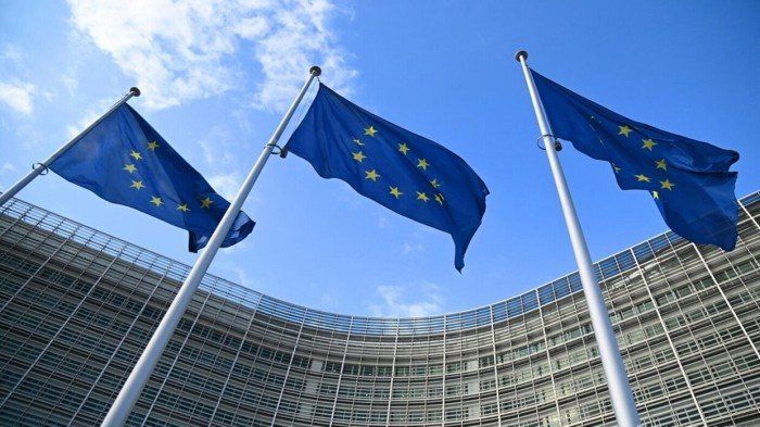 تصعيد تجاري مرتقب ردًا على جمارك ترامب.. الاتحاد الأوروبي يدرس إجراءات انتقامية ضد شركات التكنولوجيا الأمريكية