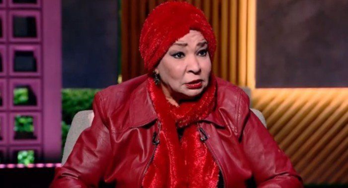 الممثل المصرية عنايات صالح تفتح النار على الوسط الفني.. ماذا قالت؟