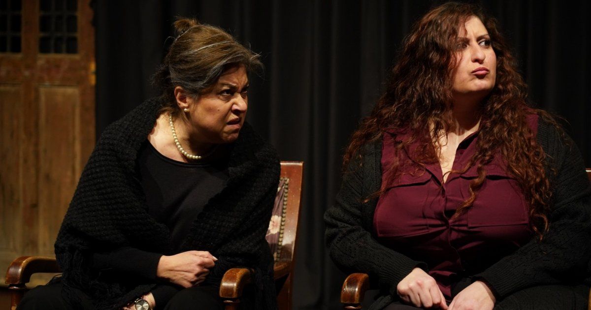 شاهد .. خاص - مسرحية " حكايات سميرة " جسّدت تحديات المجتمع بتوقيع المخرج شادي الهبر