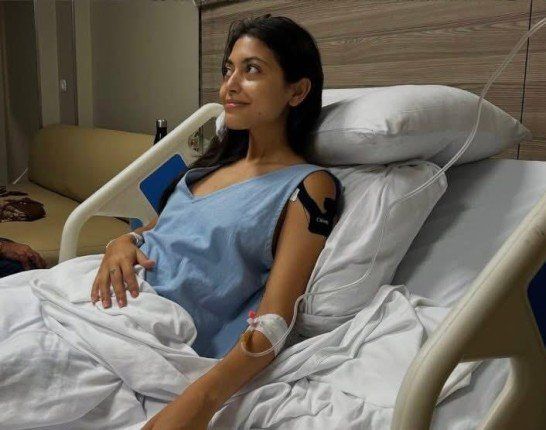 أخر تطورات الحالة الصحية للفنانة الشابة مي الغيطي بعد تعرضها لحادث سير مروع في تايلاند