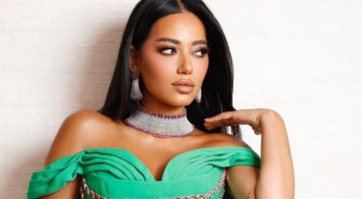 شاهد .. بالصور- رحمة رياض تطل على الجمهور بهذا اللوك الشتوي من مدينة تورونتو الكندية