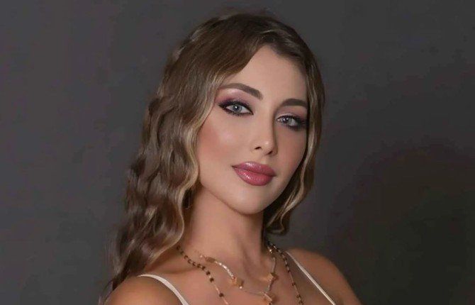 بالفيديو.. اتفرج لحظة تشييع جثمان الممثلة السورية إنجي مراد في دمشق