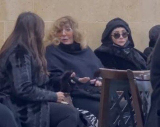 سهير رمزي أول الحاضرين في عزاء شقيق الفنانة شهيرة بالحامدية الشاذلية