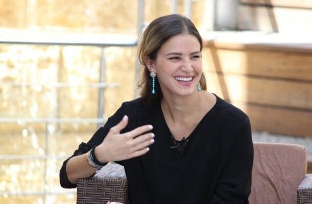 شاهد .. الأميرة نجلاء بنت عاصم أبدعت في تصميم المجوهرات وهذه تفاصيل عن ثقافتها وشهادتها