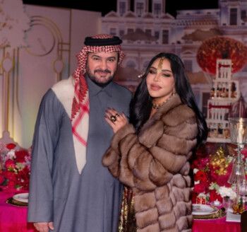 شاهد .. بأجواء رومانسية.. أحلام تحتفل بعيد ميلادها مع زوجها مبارك الهاجري