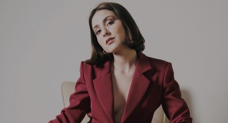 شاهد .. "أنا مين".. إليكم شارة مسلسل "بالدم" من غناء ماريلين نعمان