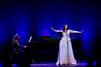 شاهد .. أميرة سليم تشعل أجواء دار الأوبرا المصرية بحفل غنائي ساحر في عيد الحب