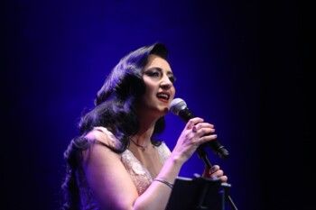 شاهد .. أميرة سليم تشعل أجواء دار الأوبرا المصرية بحفل غنائي ساحر في عيد الحب