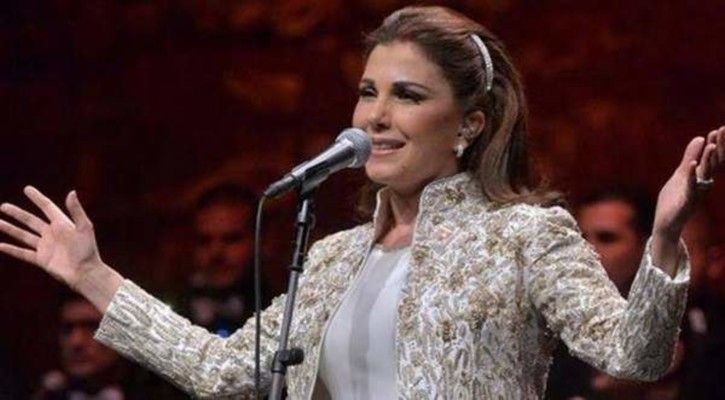 شاهد .. في عيد الحب..وردة من ماجدة الرومي للمملكة العربية السعودية-بالفيديو