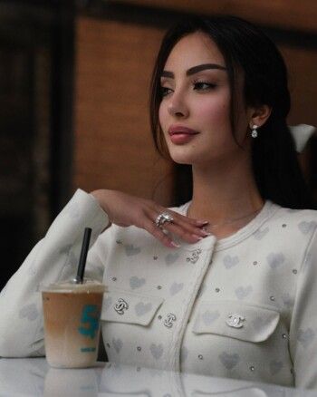 شاهد .. بالصور- نور الغندور تخطف القلوب بلوك مميز من Chanel