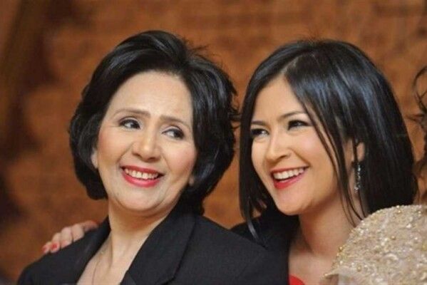 شاهد .. إبتهال الصريطي تستذكر والدتها نادية فهمي بكلمات مؤثرة