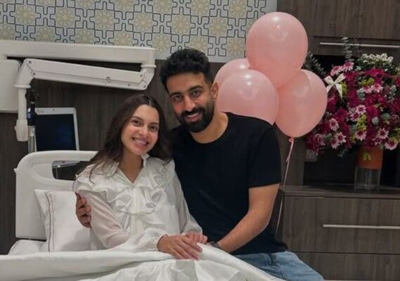 شاهد .. بعد ولادتها.. كارمن سليمان ومصطفى جاد يكشـ ـفان عن مفـ ـاجأة ! - بالفيديو