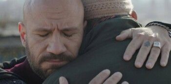 شاهد .. بعد سنوات من الأعمال الكوميدية.. أحمد مكي بشخصية عاطفية جداً في "الغاوي"