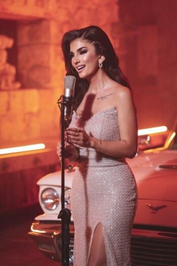 شاهد .. كريستيا كساب تطلق " زهّر حبيبي " بلمسات رودي رحمة واوركسترا بودابست