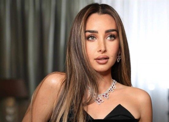 شاهد .. هذا رأي هنا الزاهد بالمساكنة قبل الزواج