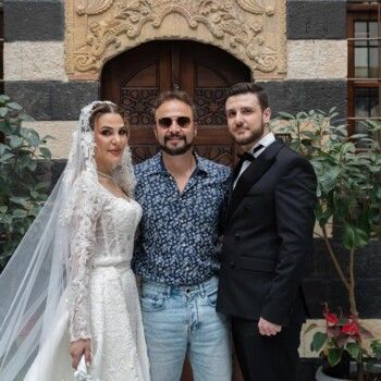 شاهد .. مكسيم خليل يحتفل بزفاف شقيقته ديانا في أجواء شامية مميزة - بالصور